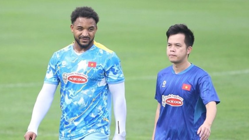 HLV Kim Sang-sik nhận tin vui từ Xuân Son