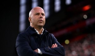 Slot lý giải phong độ sa sút của Liverpool