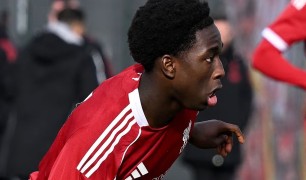 Tài năng 15 tuổi của Liverpool gây tiếc nuối