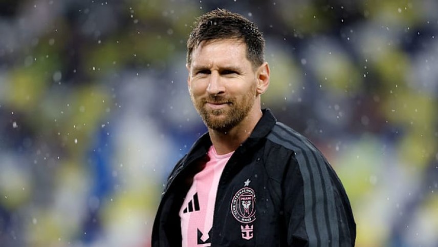 Tranh cãi quanh vụ Messi không trở lại Barcelona