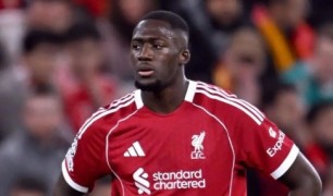 Galatasaray tố Liverpool bịa chuyện để che bê bối