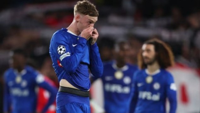 CĐV PSG mỉa mai Chelsea