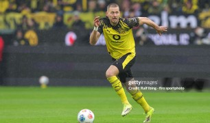 Aston Villa chiếm ưu thế trong cuộc đua giành Waldemar Anton