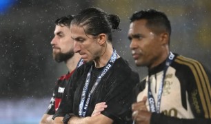 Flamengo sa thải Filipe Luis sau chiến thắng 8-0