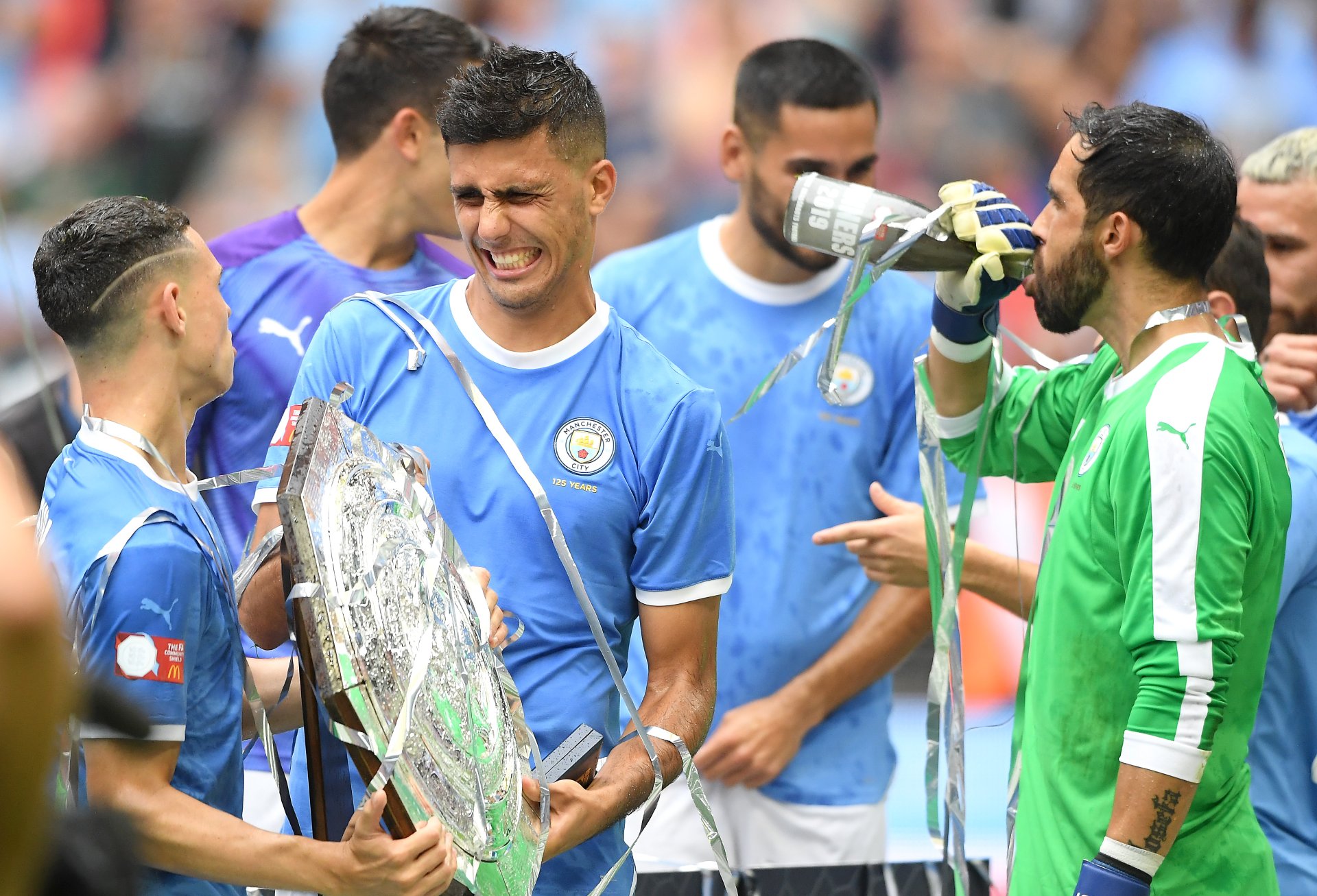 Rodri lên tiếng trước tin đồn sang Real Madrid