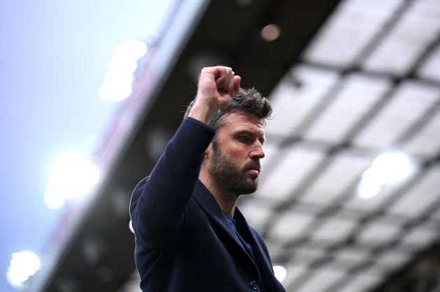 Michael Carrick nói về khả năng Man United soán ngôi Arsenal mùa này