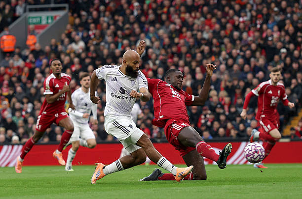 Sky Sports khiến trận Man Utd gặp Liverpool tại Old Trafford phải đổi giờ