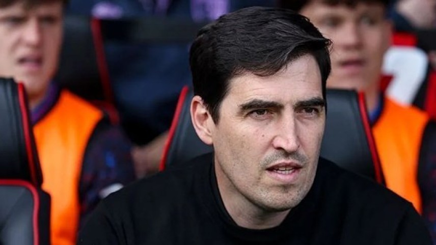 Crystal Palace quyết chiêu mộ HLV Andoni Iraola trước Chelsea